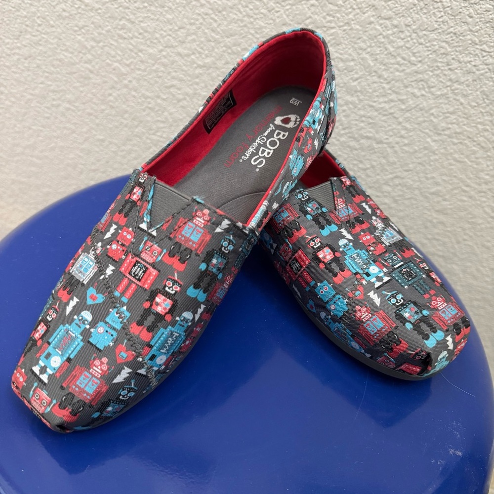 BOBS Robot Printed Slip On Shoes, women size 9